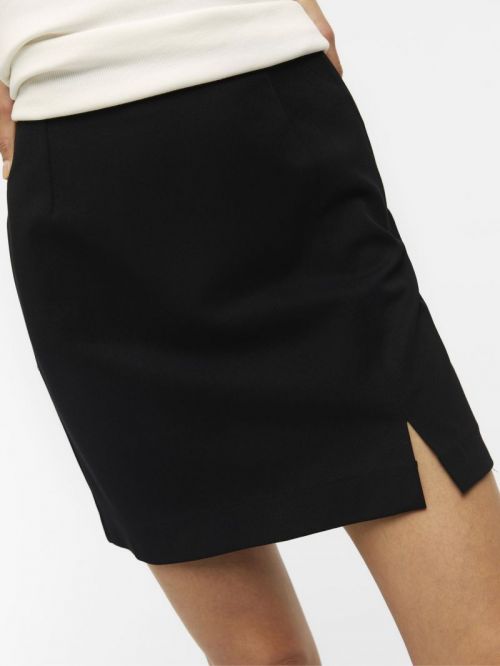 23042161 Black