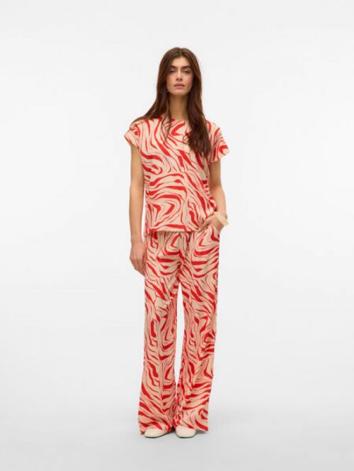 10322911 Fiery Red Buki