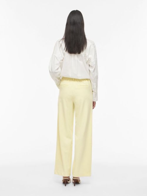 14087407 Pastel Yellow